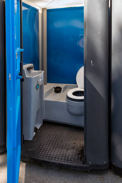 Portable Toilet Options We Offer in Southwest Sandhill, TX